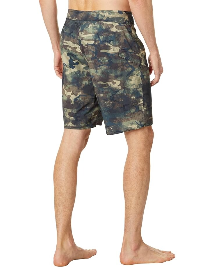 

Шорты для плавания Volcom Lido Solid Mod 20" Boardshorts, цвет Covert Green 3