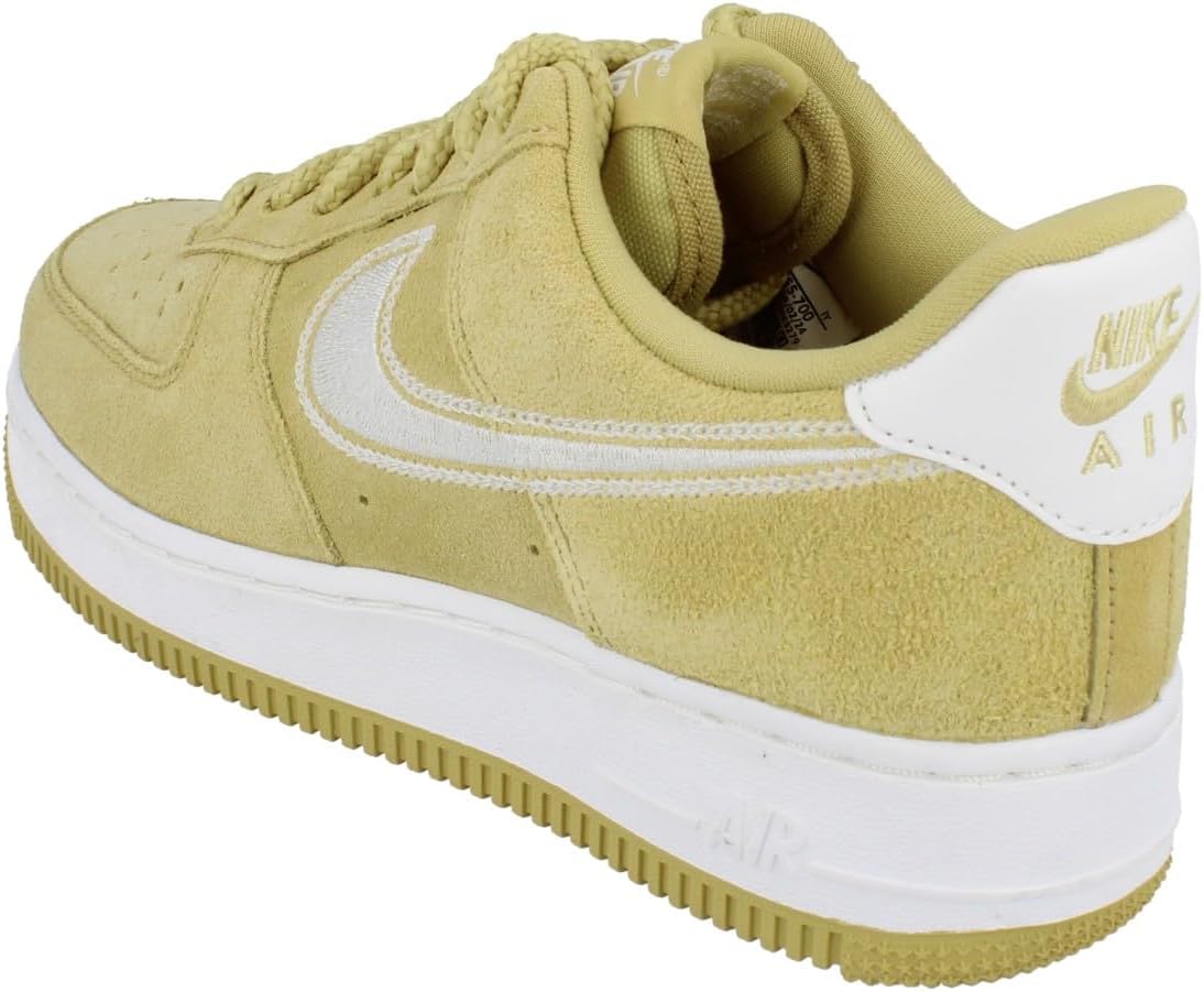 Мужские кроссовки Nike Air Force 1 '07 LV8 (HJ4465-700, темно-желтый/парусный), Buff Gold Sail 700 — фото 2