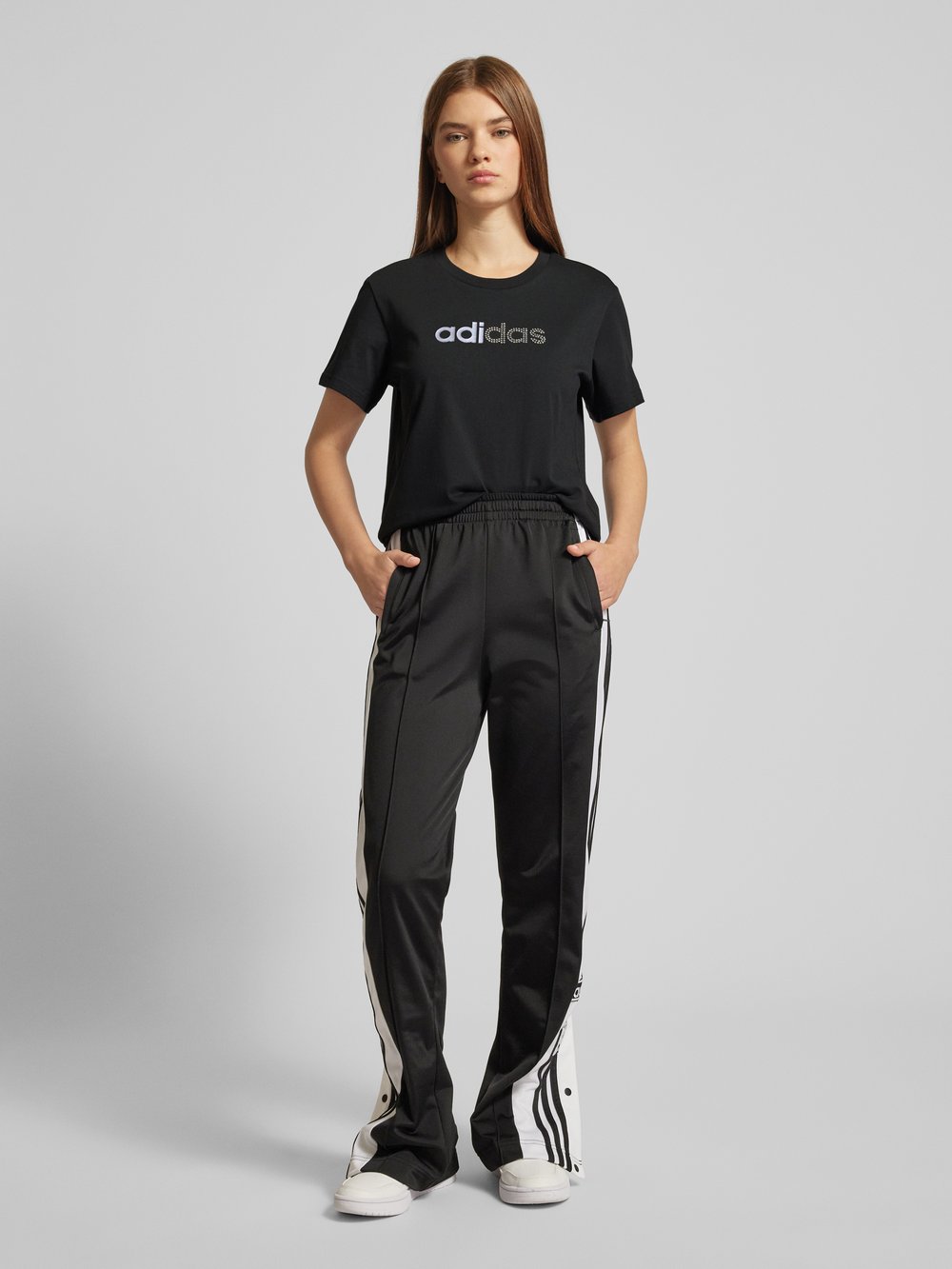 

Футболка со стразами, модель «Праздник» ADIDAS SPORTSWEAR, черный