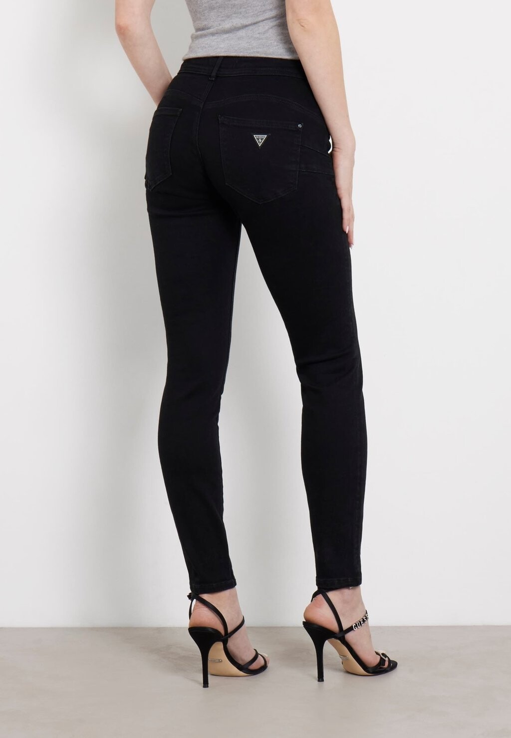

Джинсы скинни SHAPE UP Guess, черный