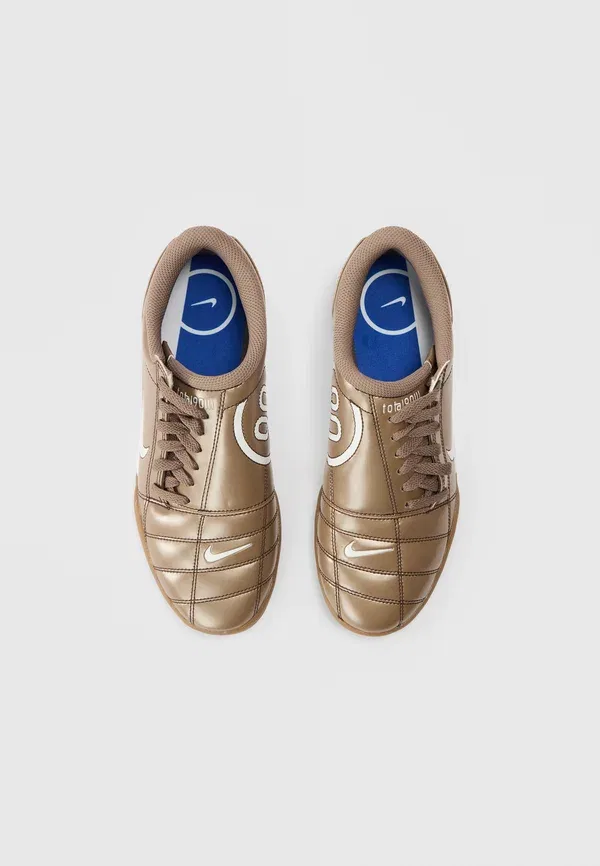 Кроссовки Nike Sportswear Total 90, норковая коричневая/белый/гоночный синий/тёмно-коричневая резина — фото 4