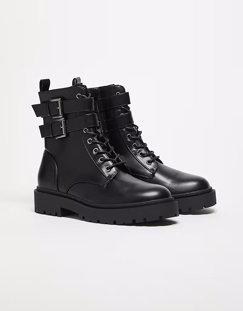 Ботинки черного цвета со шнуровкой, массивной подошвой и ремешком Asos Design — фото 2