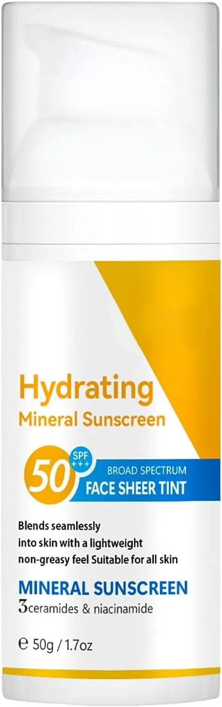 Солнцезащитный лосьон Lightweight Lotion Non-Finish Sunscreen Brightening Day 50 мл желтый Generic — фото 2