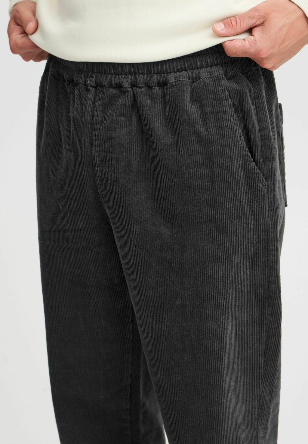 

Брюки TheJoggConcept, серый