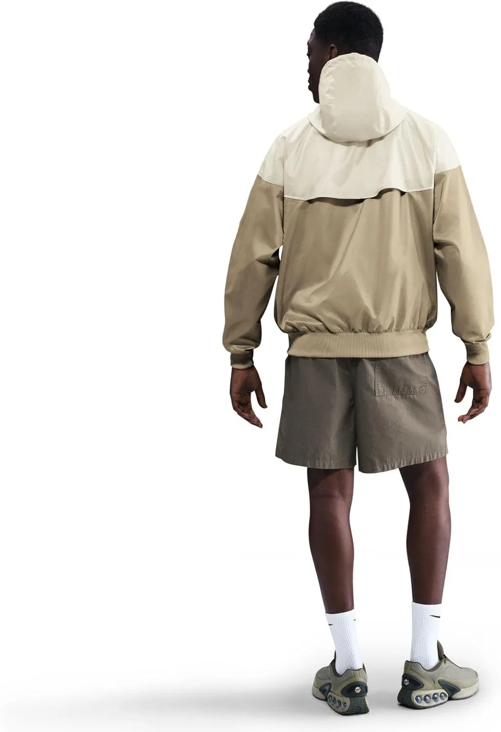 Ветровка Nike Sportswear Windrunner, Parachute Beige/Light Khaki/White — фото 2