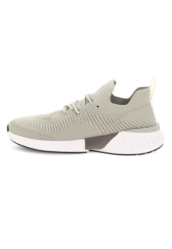 Кроссовки B tech b willow in technical trainers Boggi Milano, песочный