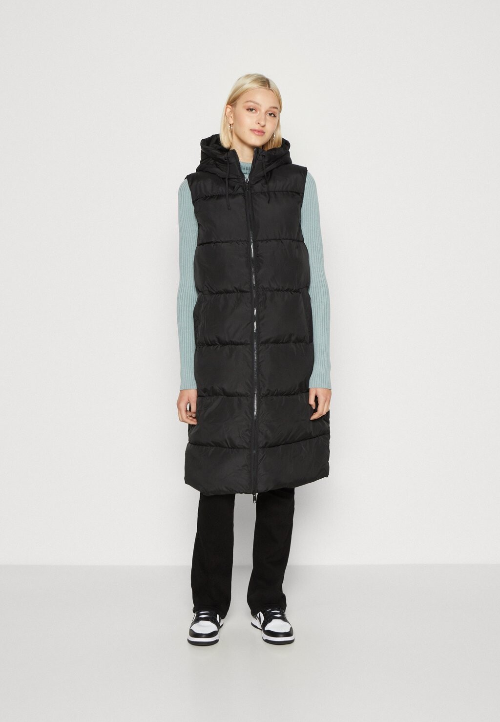 

Жилет Vero Moda ЖИЛЕТ VMLIGAANE, черный