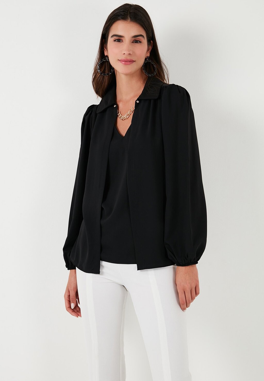 

Блузка Regular Fit LELA, черная
