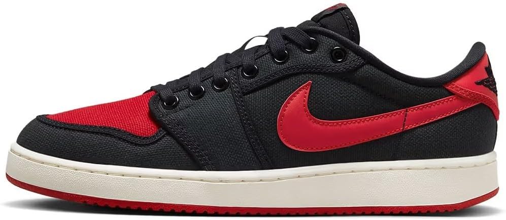 

Мужские кроссовки Nike AJKO 1 Low Black/Varsity Red-Sail (DX4981 006) Jordan, белый/синий