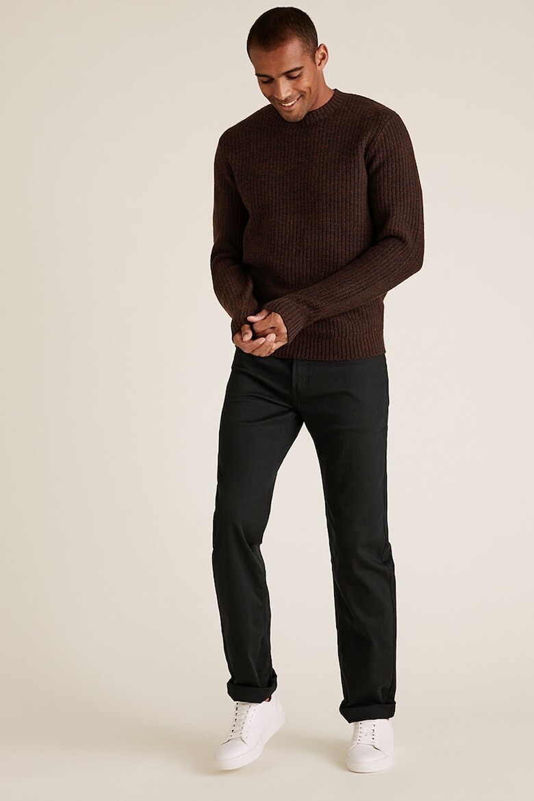 

Джинсы прямого кроя из эластичной ткани Marks & Spencer, черный