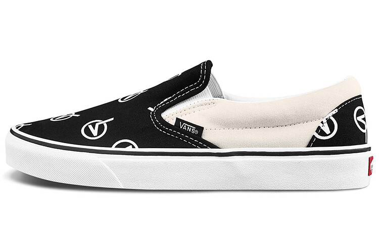 

Кроссовки Slip-On Classic Vans 'Circle V'