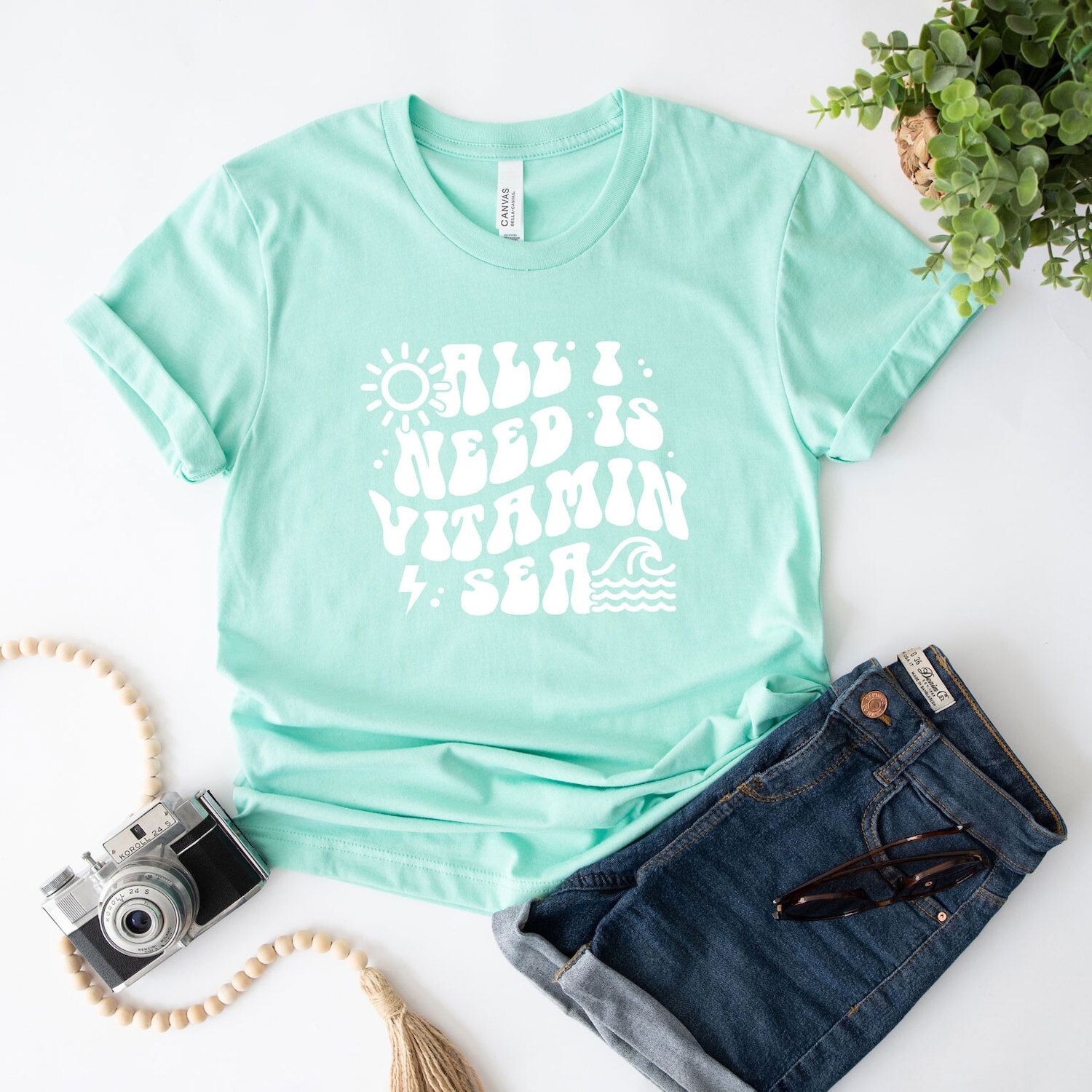 

Футболка с короткими рукавами и рисунком «Vitamin Sea» Simply Sage Market