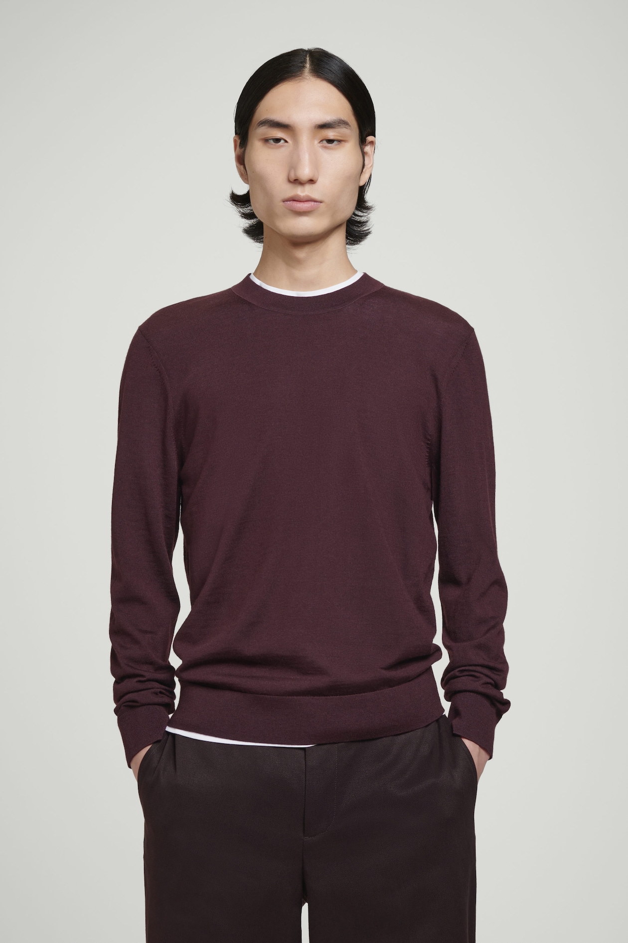 

Свитер из мериносовой шерсти-slim fit COS, бордовый