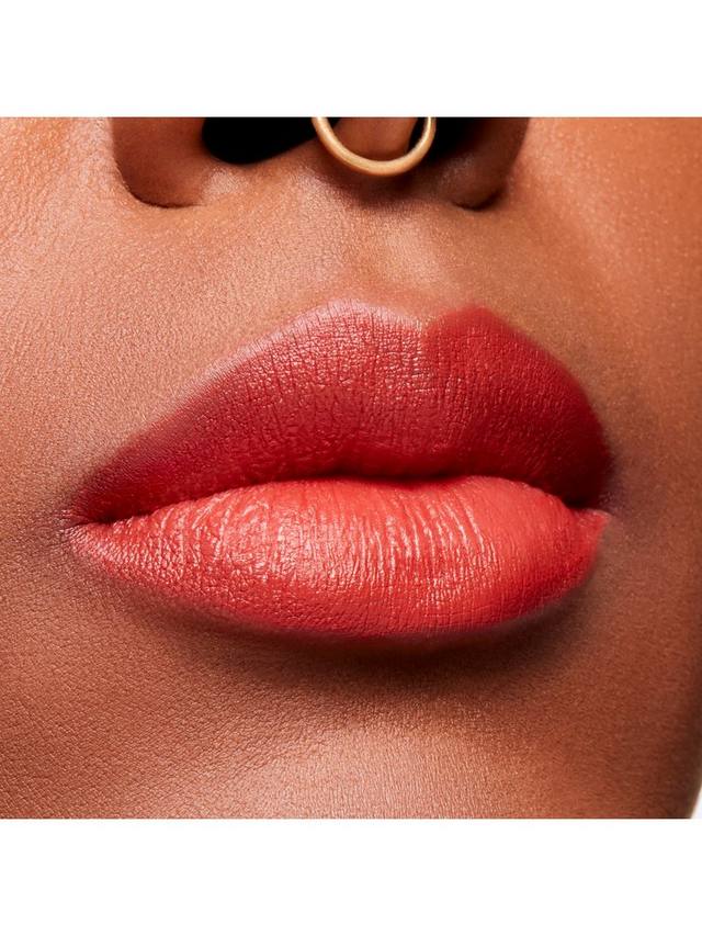 Помада Powder Kiss Velvet Blur Slim Stick MAC, Sweet Cinnamon — фото 3