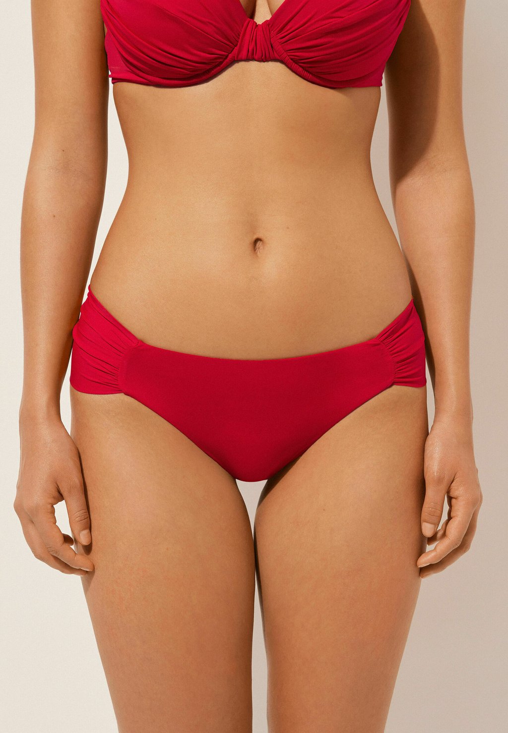

Плавки бикини INDONESIA Calzedonia, темно-красный