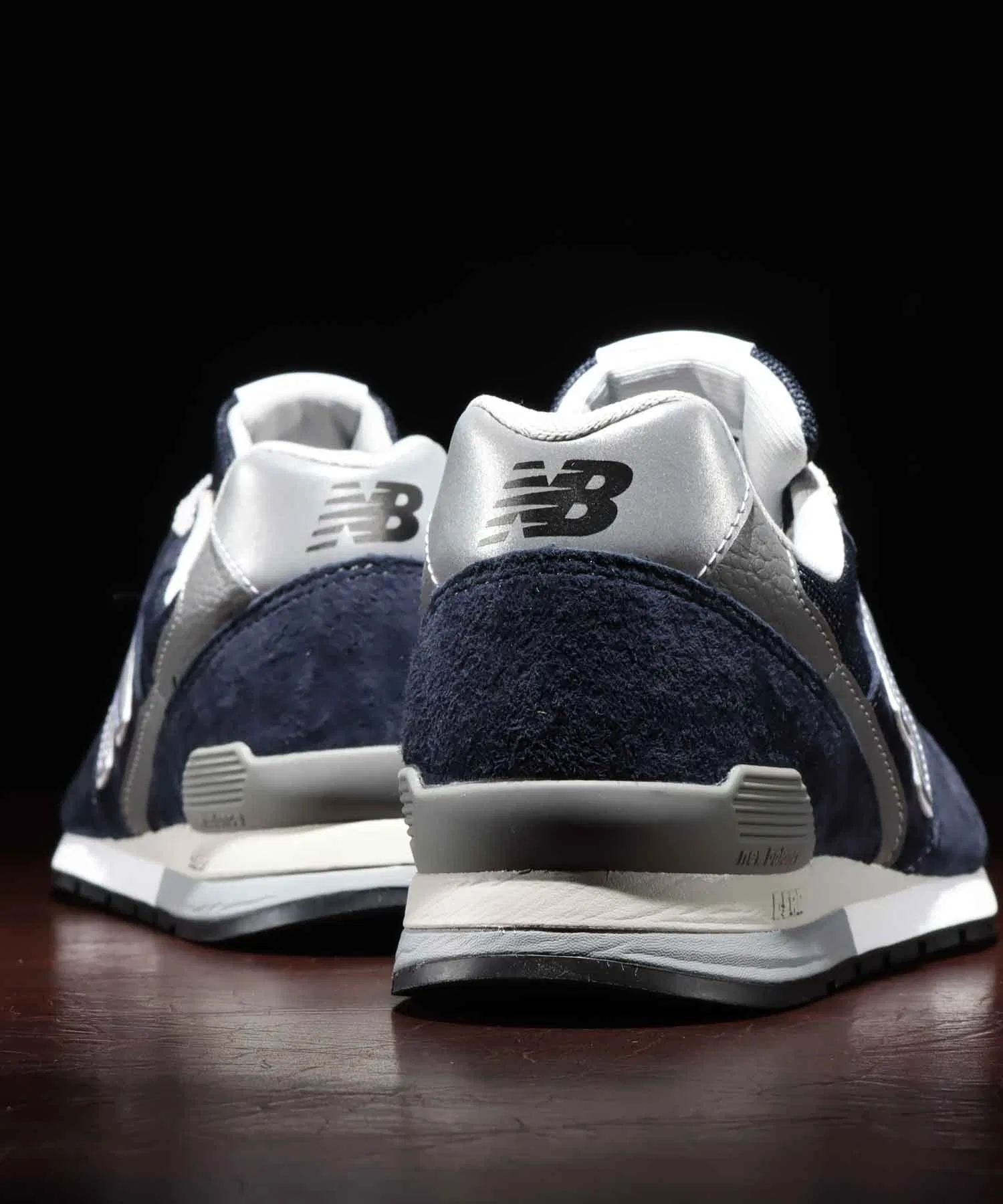 Мужские кроссовки New Balance CM996NV2 — фото 3