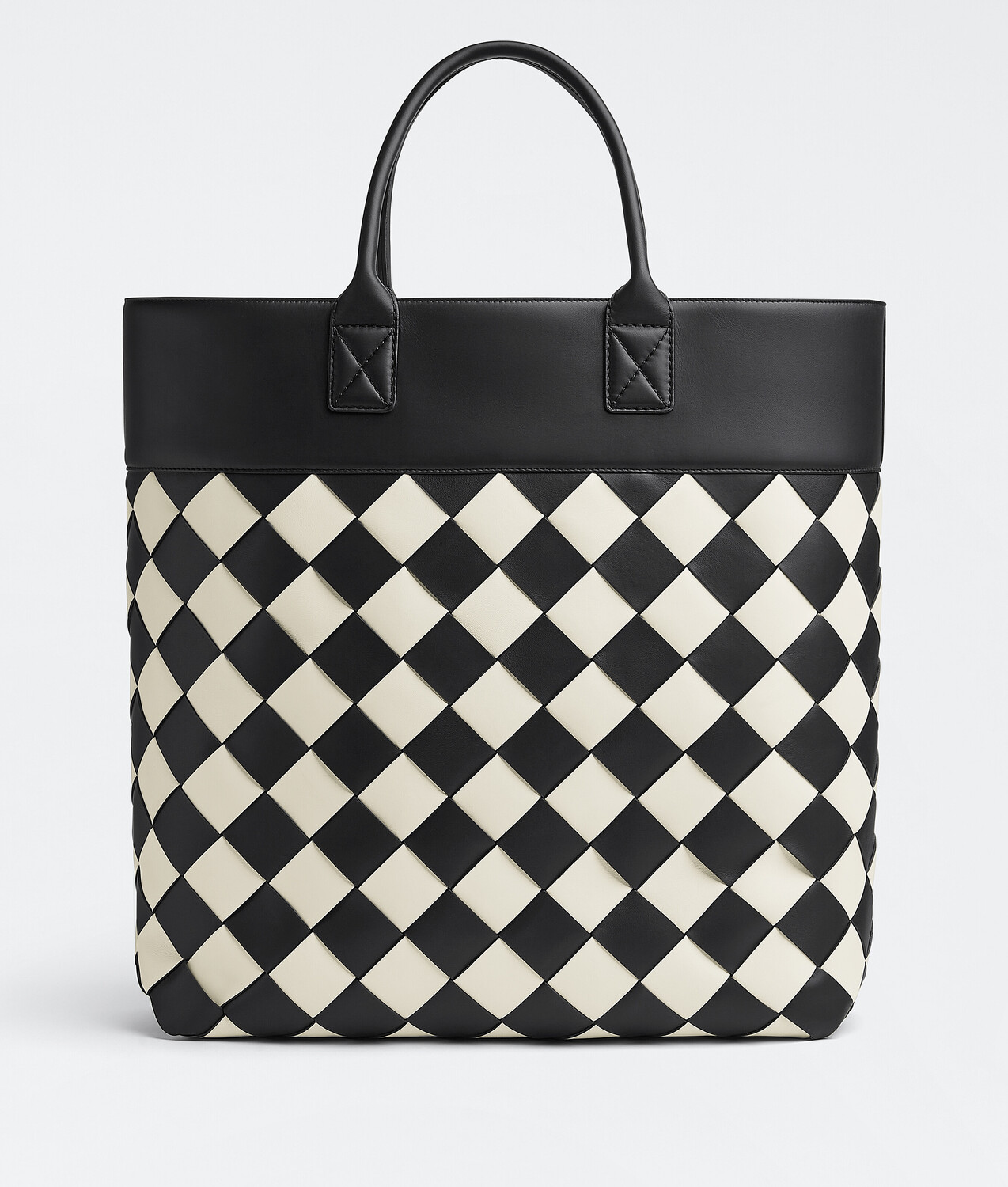 Maxi intreccio tote BOTTEGA VENETA, черный/туманный — фото 4