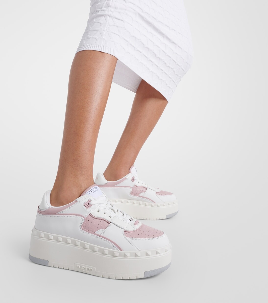 Кожаные кроссовки freedots xl на платформе Valentino Garavani, белый — фото 4