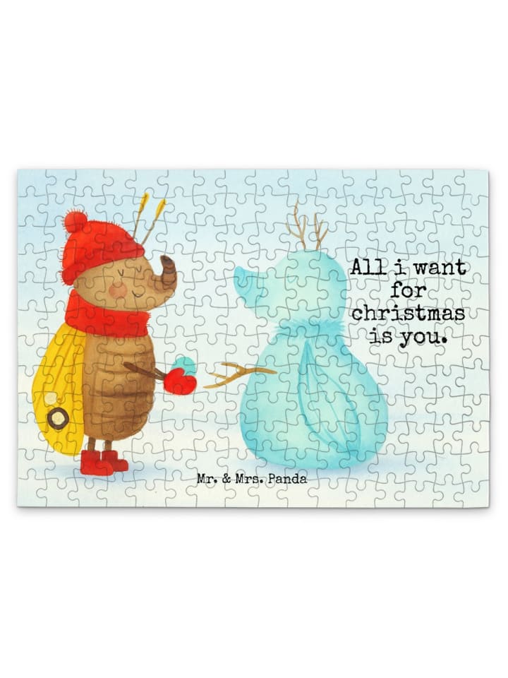 

Mr. & Mrs. Panda Изображение снеговика-бабочки-пазла с надписью, выполненное белым цветом