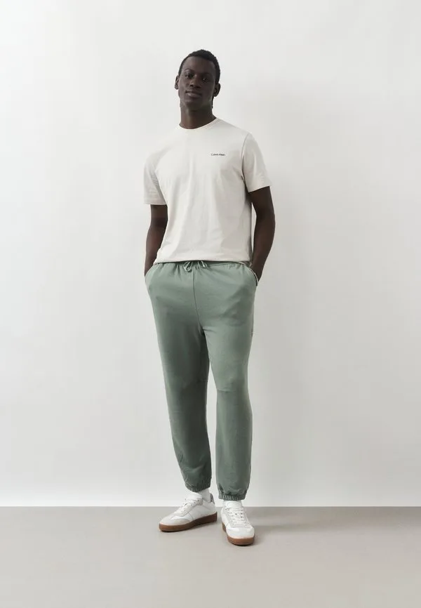 Спортивные штаны jogger icon Calvin Klein, Winter Grey — фото 2