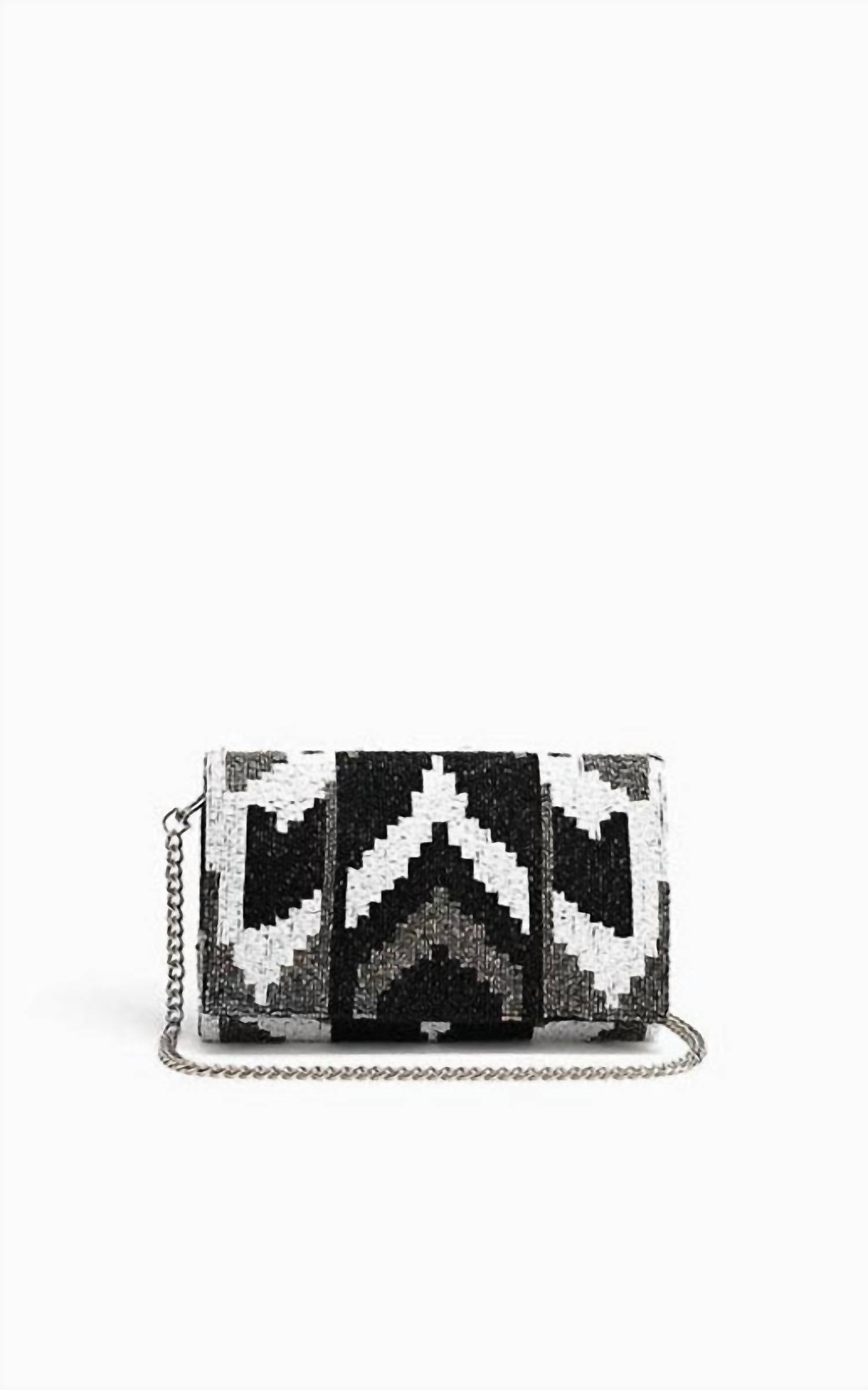 

Женский клатч Ikat Elegance в цвете Noir AMERICA & BEYOND