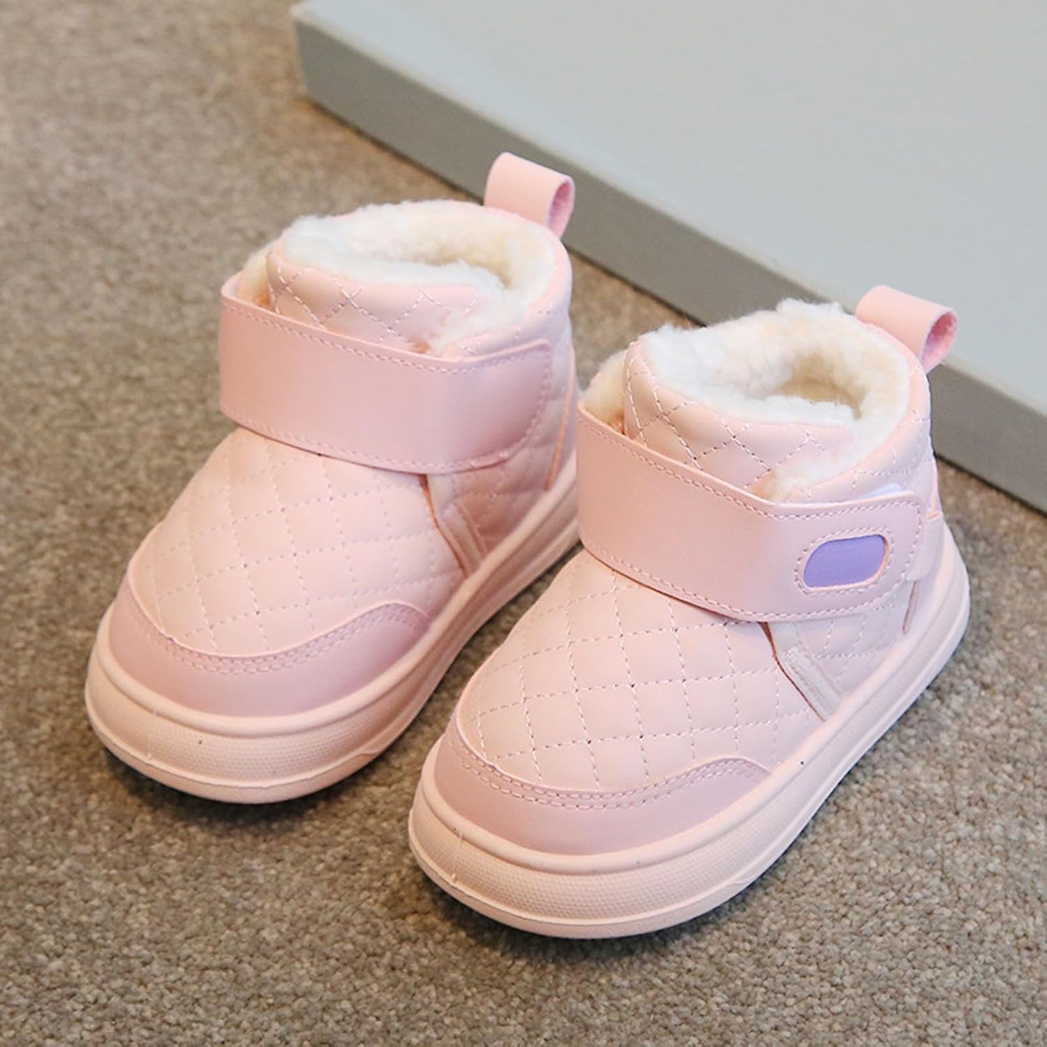 

Повседневные теплые зимние ботинки для малышей с плюшевой подкладкой, снегоступы с мягкой подошвой, нескользящие обувь для прогулок на улице Generic, Pink