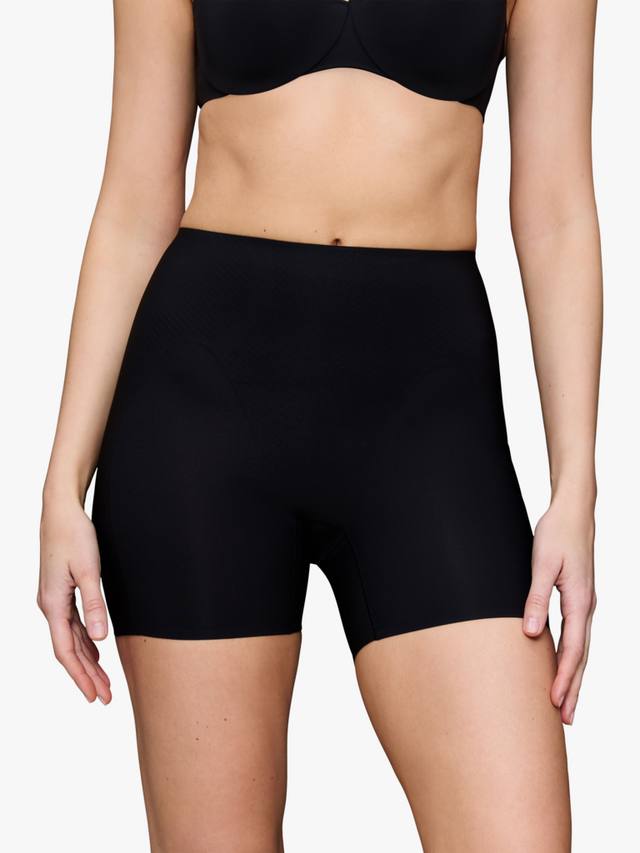 

Боди-макияж Illusion Curve шорты с высокой талией Triumph, Black