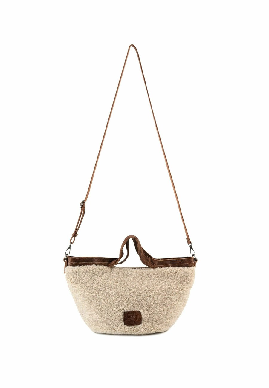 

Сумка кросс-боди FREDsBRUDER Cross body bag, Toffee-Teddy/Beige