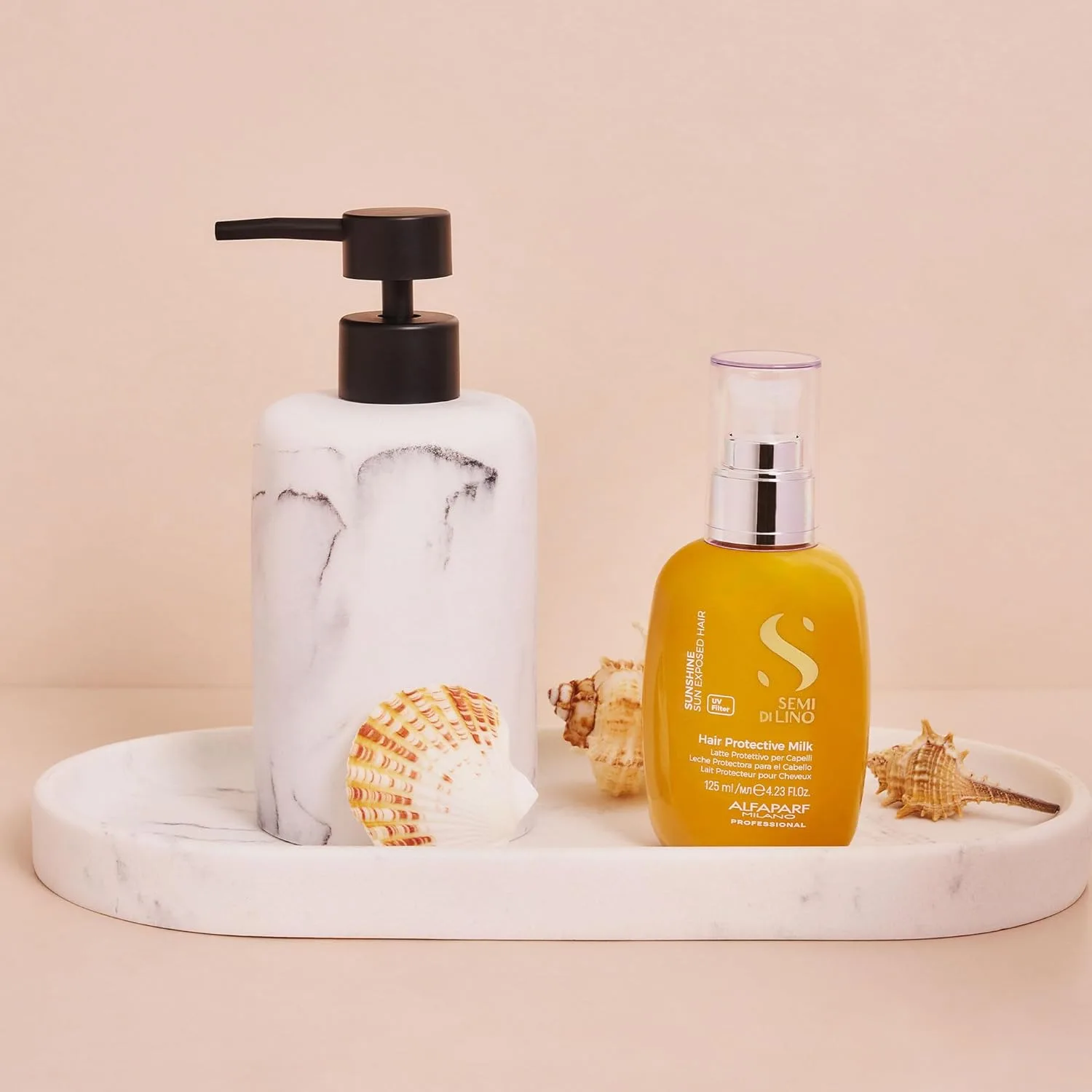 ALFAPARF MILANO Semi di Lino Sunshine Protective Hair Milk - несмываемый уход с UV-фильтром, увлажняющее средство для волос на солнце, облегчает расчесывание, для мягких, блестящих и легких волос — фото 4
