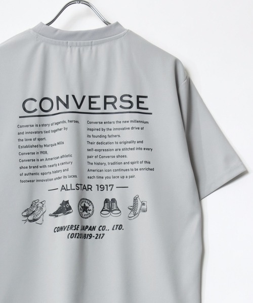 

Футболка с короткими рукавами, круглым вырезом, УФ-защитой, вышитым принтом на спине и карманом Converse, серый