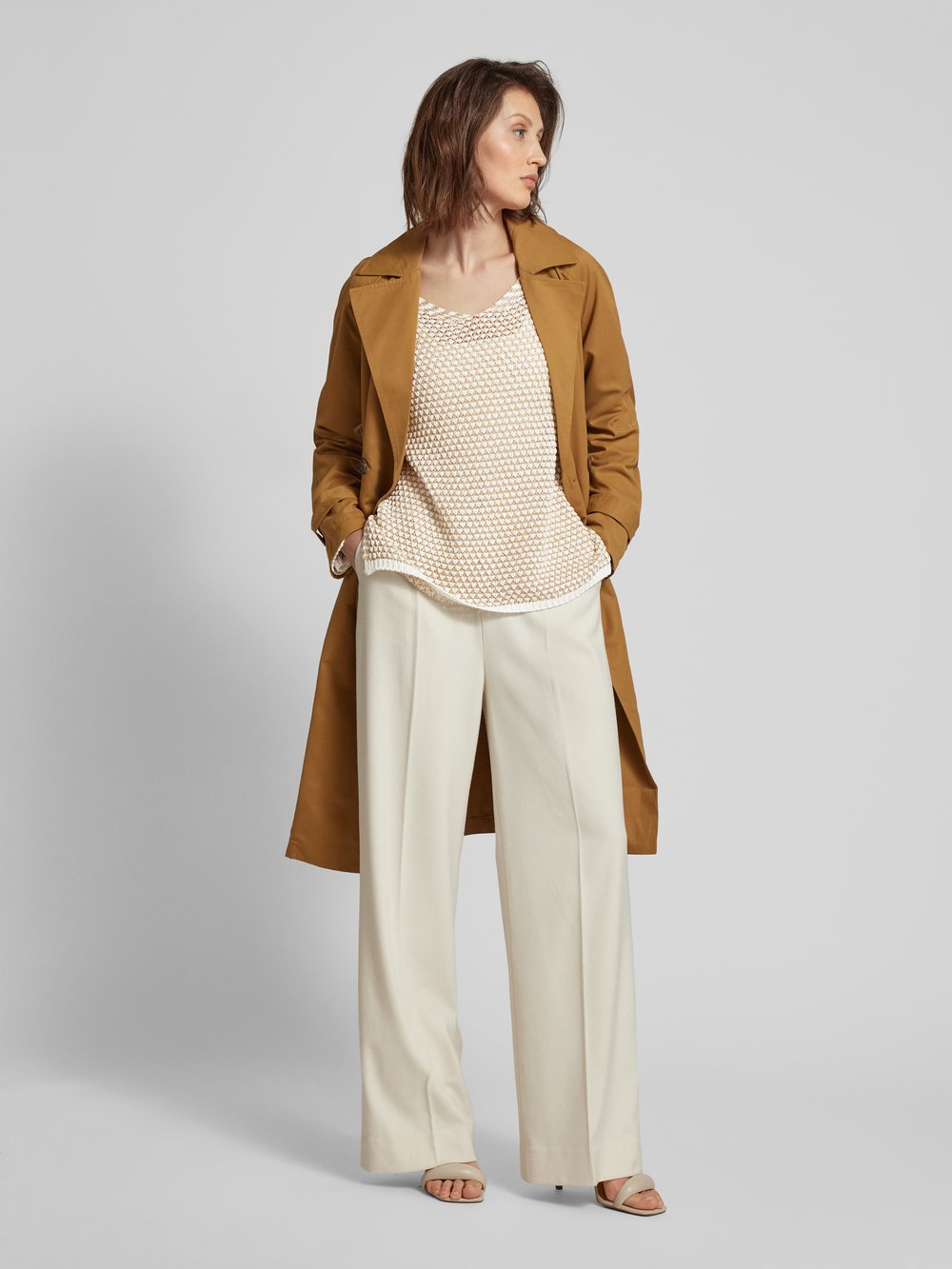 

Вязаный свитер с содержанием вискозы и фактурным узором Be Pure Dutch, кремовый