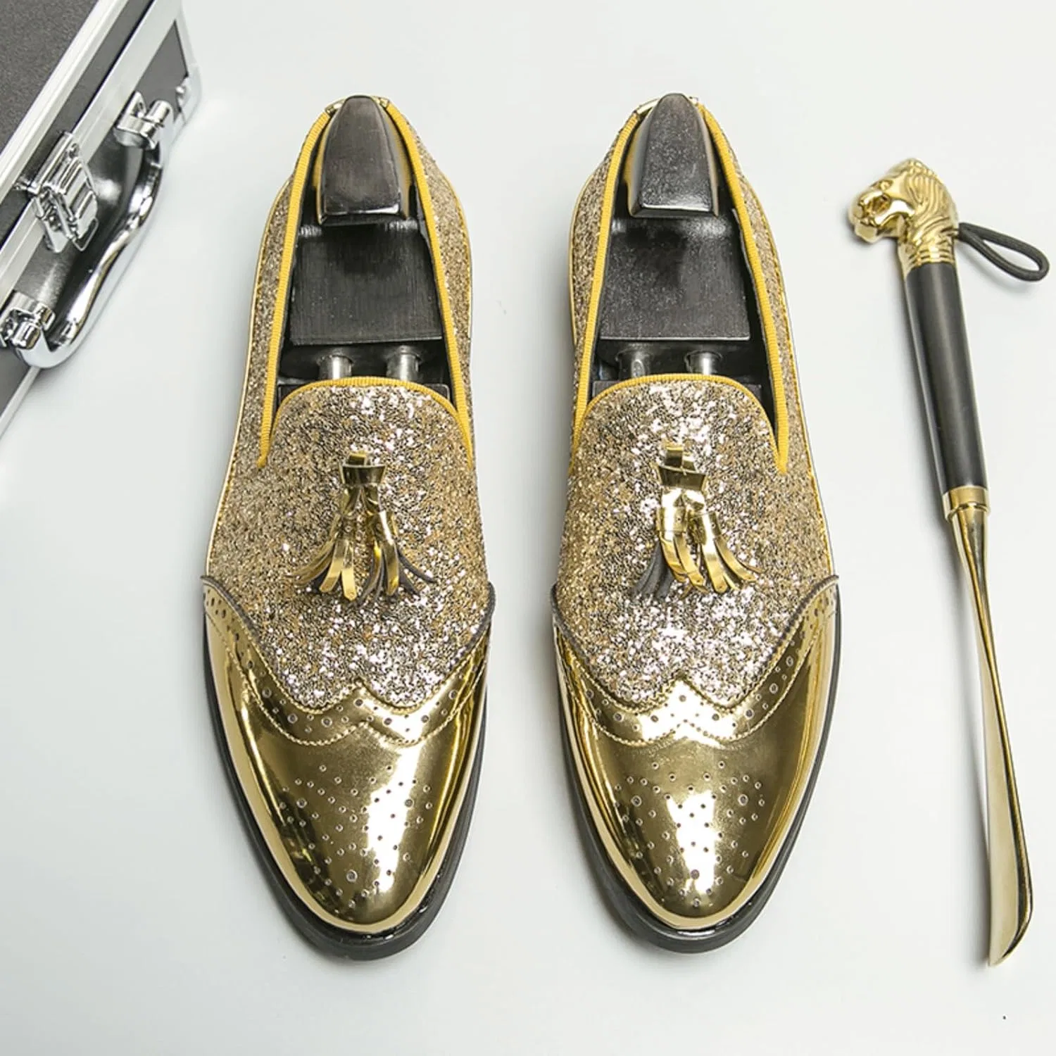 Лоферы мужские блестящие с кисточками, Gold B YRZHGDL — фото 2
