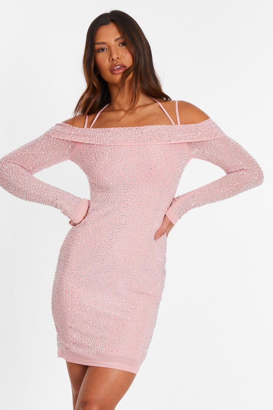 

Платье с открытыми плечами, розовое, со стразами QUIZ Clothing