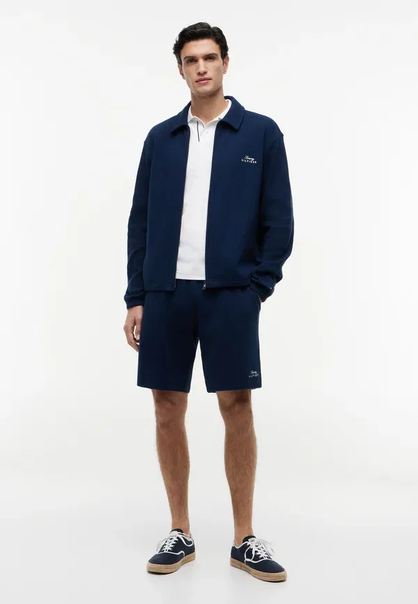 Куртка летняя Tommy Hilfiger summer jacket, угольно-синий — фото 2
