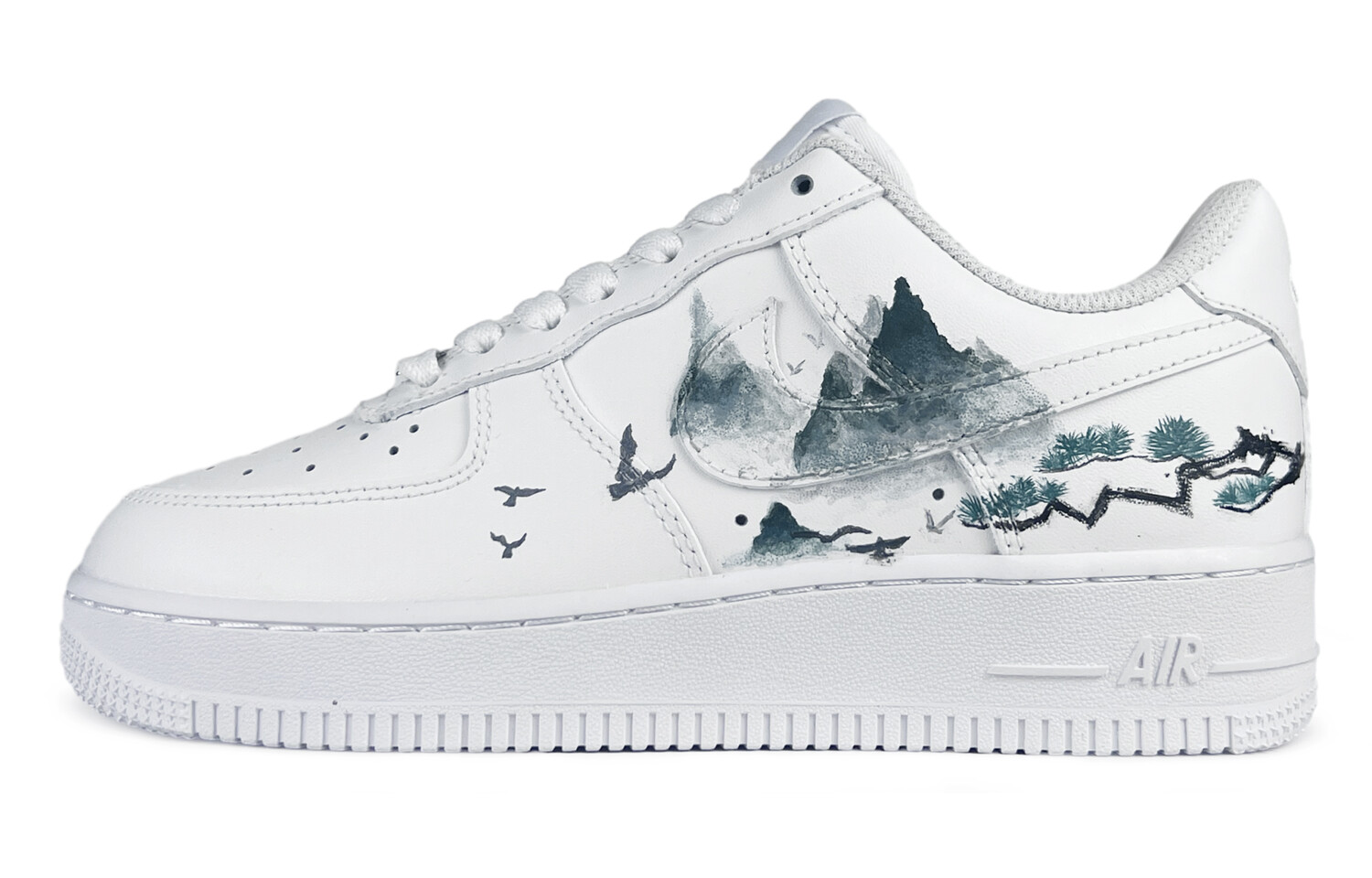 

Кроссовки Nike Air Force 1 Skateboard Shoes Women's Low-Top White Black