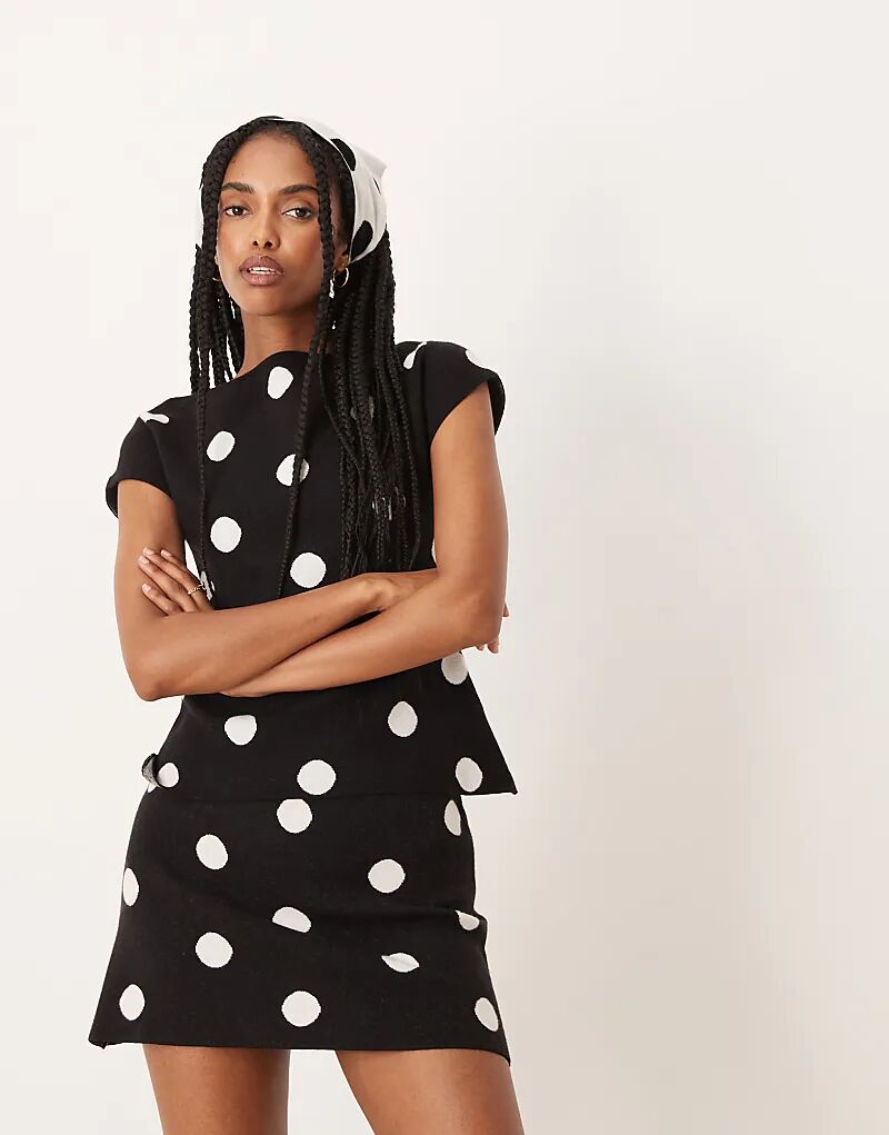 

Мини-юбка из мягкого трикотажа в горошек от ASOS DESIGN — часть комплекта