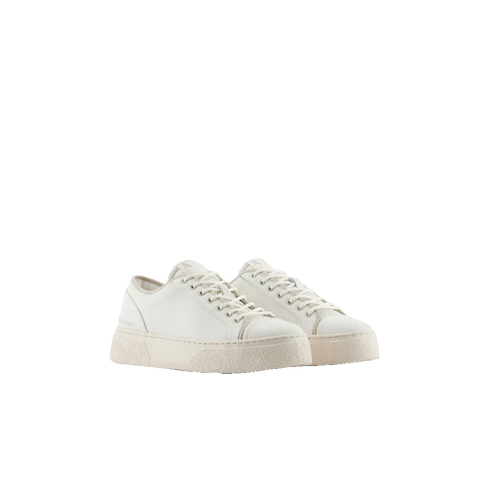 

Кроссовки Armani Exchange XUX243_XV913, белый