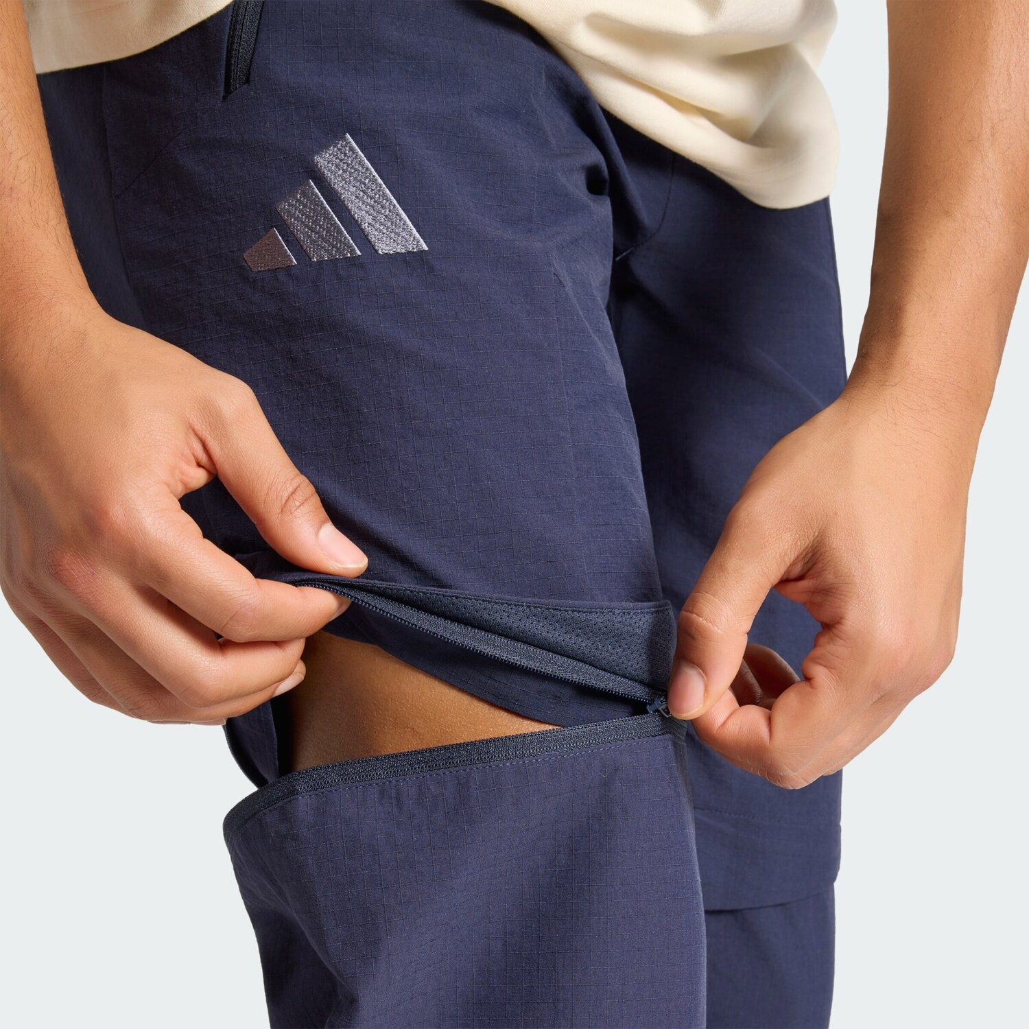 ADIDAS TERREX Уличные штаны Regular 'Xperior Utilitas' в темно-синем цвете — фото 4