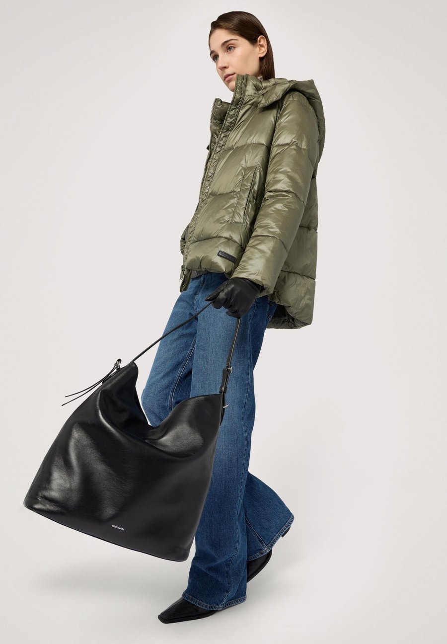 

Сумка-шоппер Trussardi HOBO, Black Milano/Black