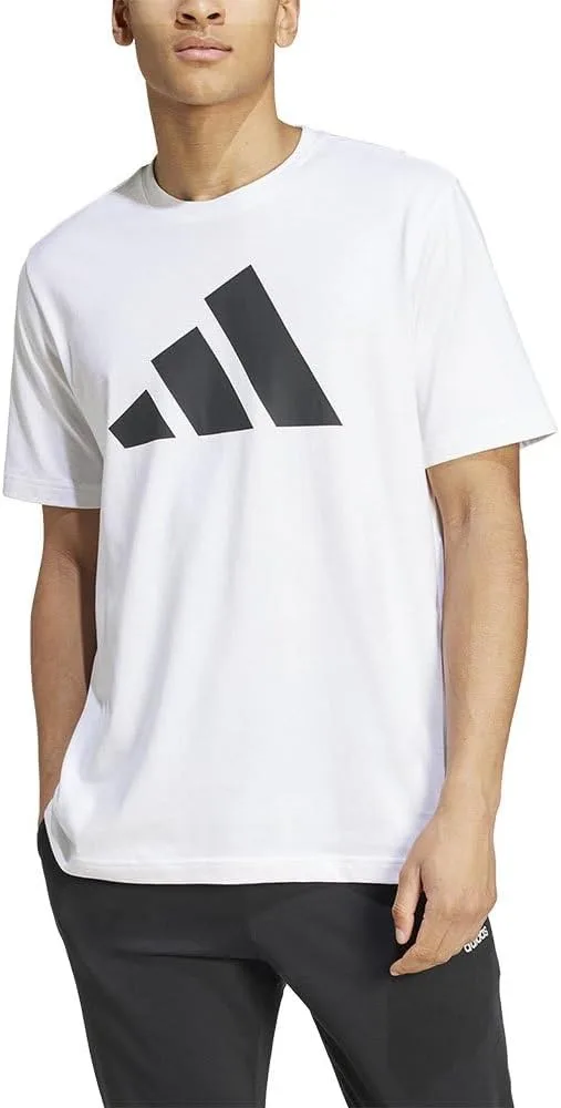 

Футболка adidas PWR 3 Graphic Tee