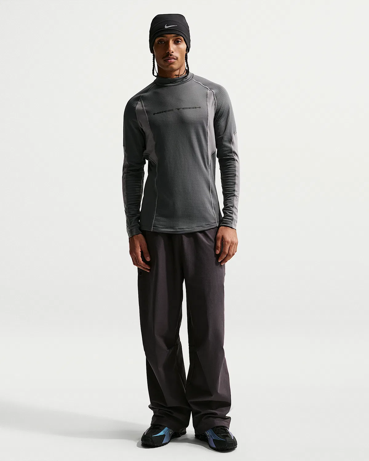 Мужская базовая футболка с длинным рукавом Nike Tech, Iron Grey/Pencil Point/Pencil Point/Black — фото 4