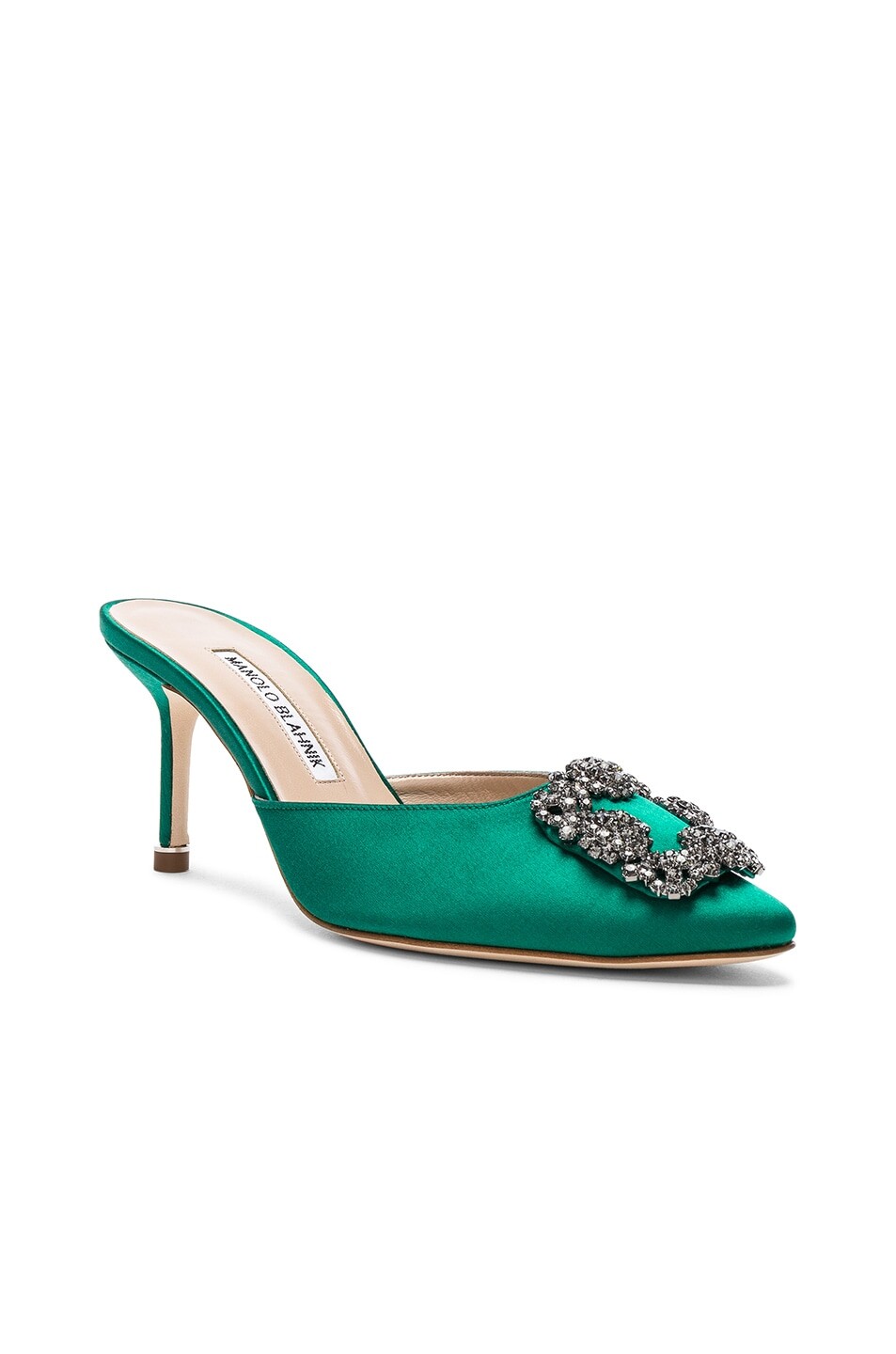 Атласные туфли That 70 мюлей Manolo Blahnik, цвет Green Satin — фото 2