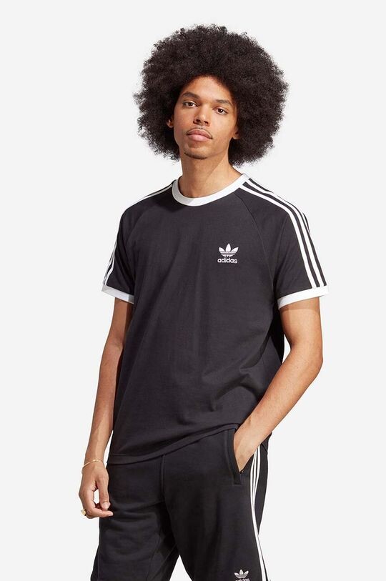 

Хлопковая футболка adidas Originals, черный