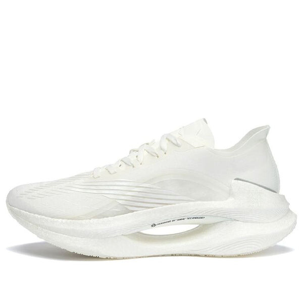 Кроссовки необходимы Li-Ning, белый