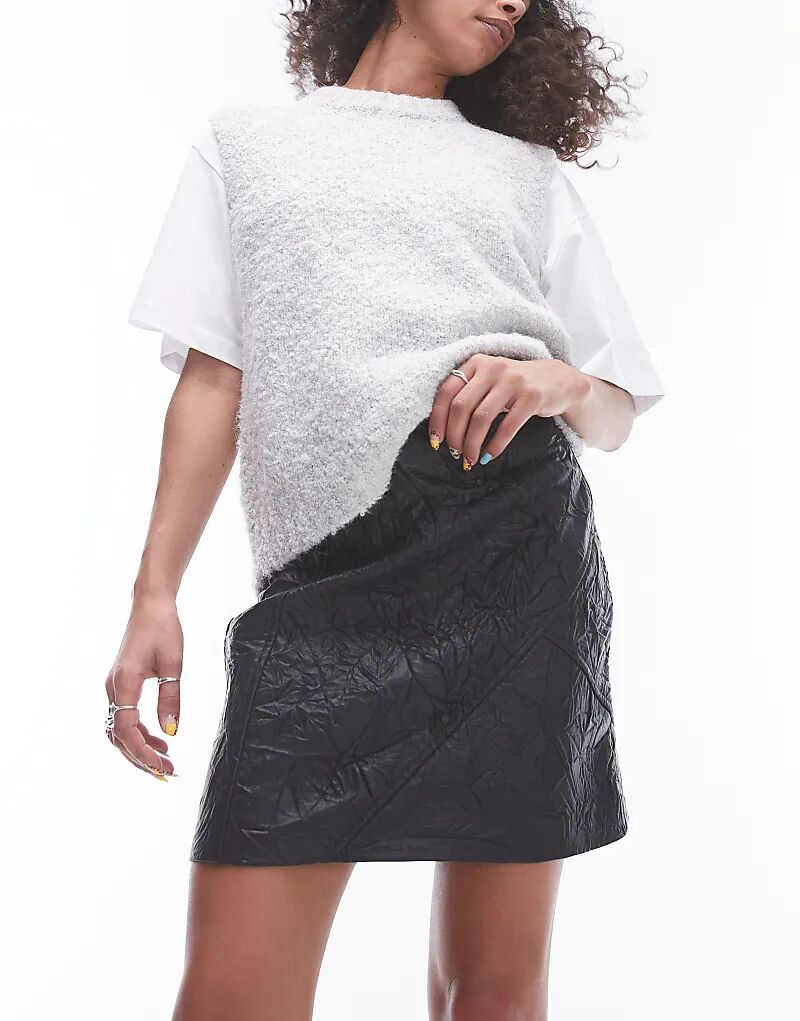 

Мини-юбка из искусственной кожи с мятым эффектом черного цвета Topshop