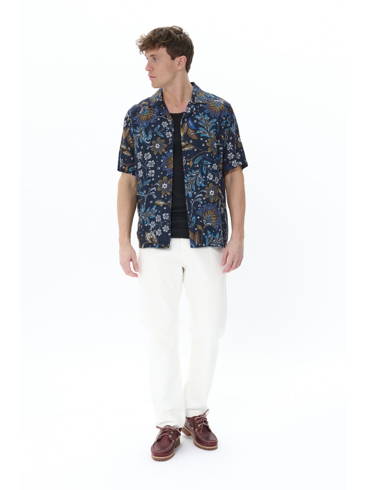 

Рубашка Maklampo с короткими рукавами, прямого кроя, темно-синего цвета. Matinique