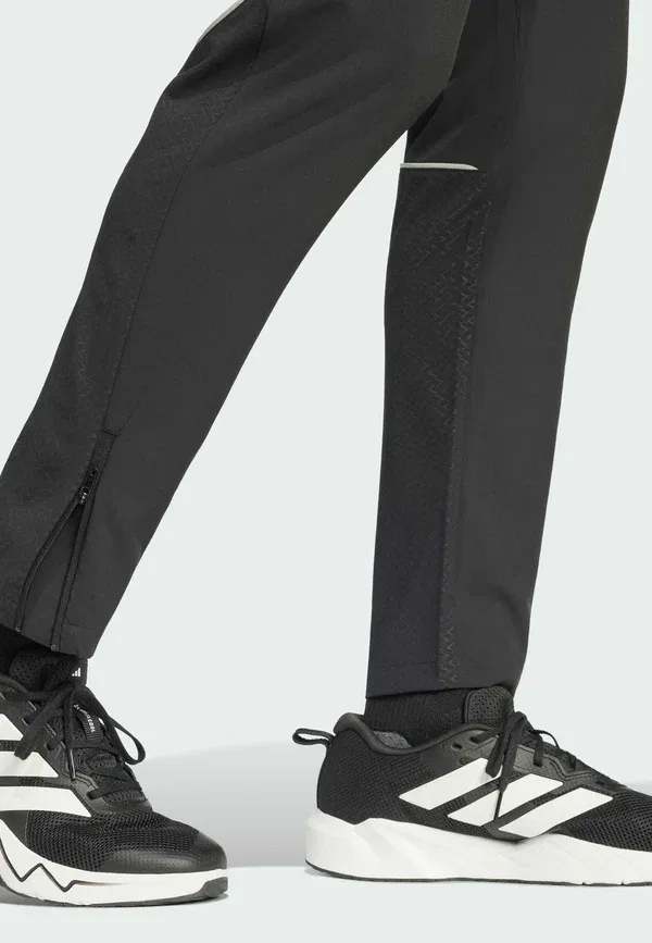 Спортивные штаны Adidas Performance Tech Apparel Slim Trackpant, черный — фото 3