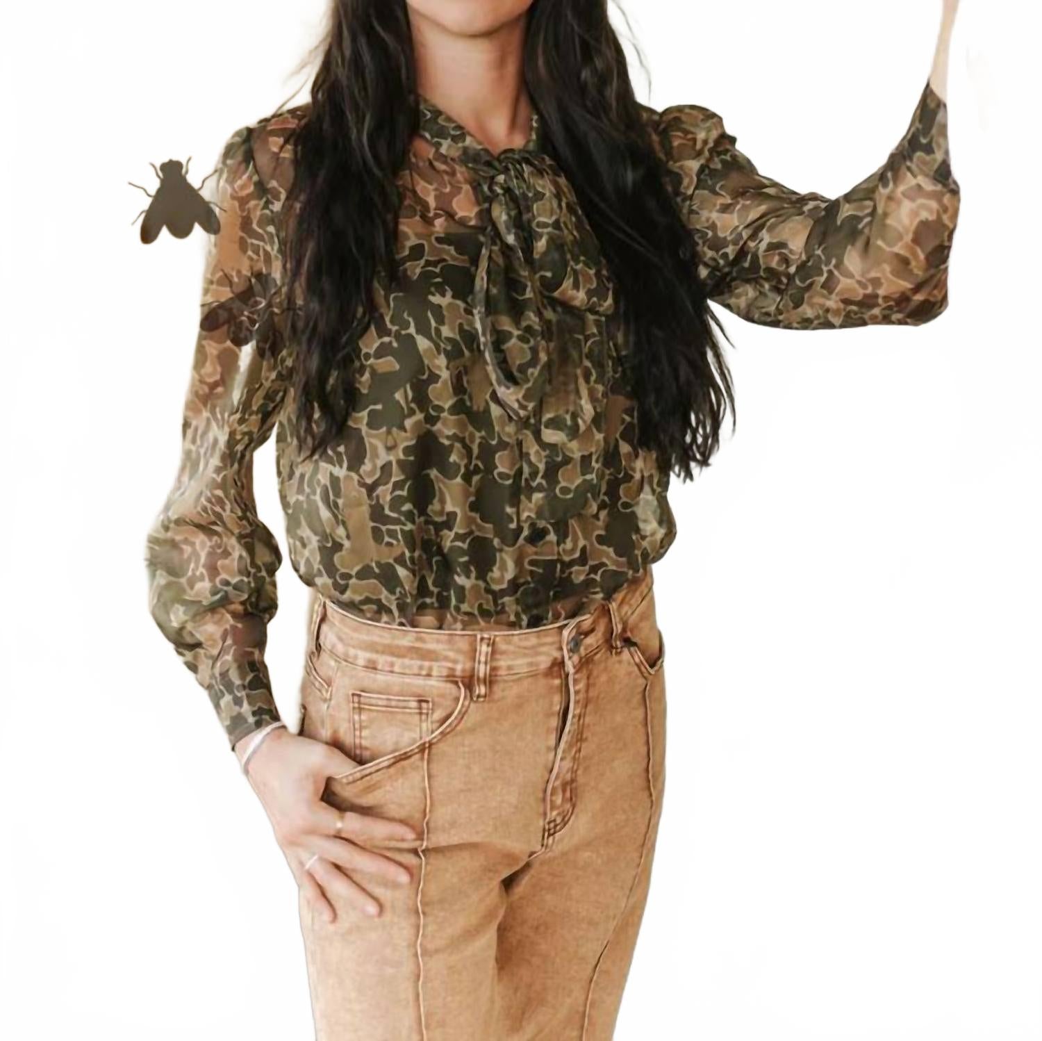 

Блуза-бантик с камуфляжным принтом, цвет многоцветный 2Flyco, Multi