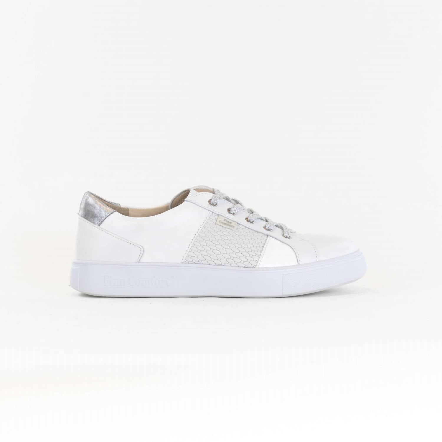 Женские кроссовки Omaha белого цвета Finn Comfort