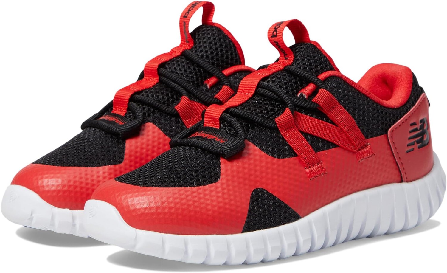 

Кроссовки New Balance Playgruv v2 Bungee, цвет True Red/Black